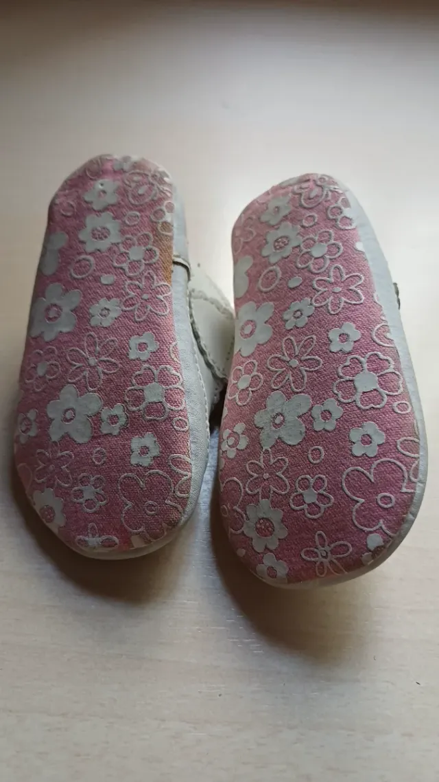 Zapatos bebé niña talla 18 Benetton