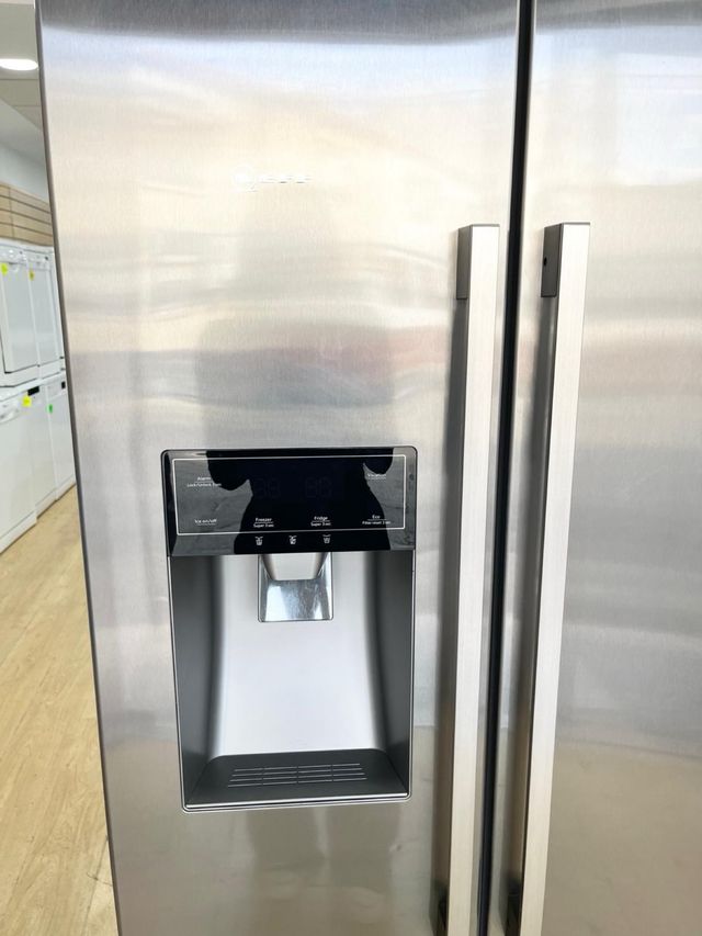 FRIGORÍFICO AMERICANO NEFF  INOX. ENVÍO A CASA