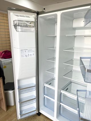 FRIGORÍFICO AMERICANO NEFF  INOX. ENVÍO A CASA