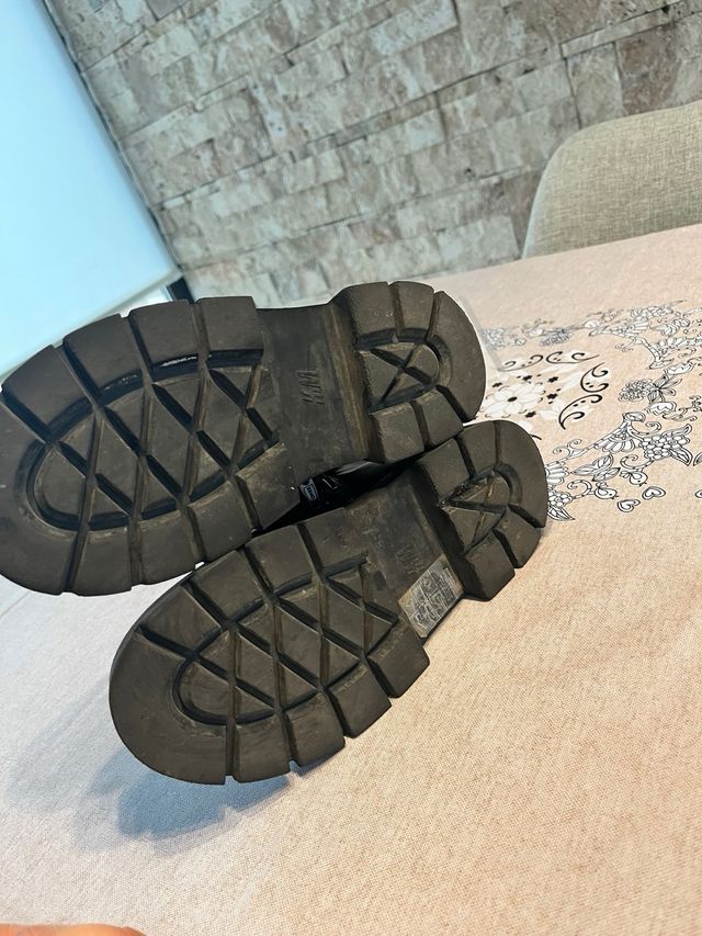 Botas H&M niña talla 35 negras