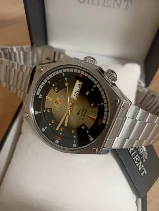 Reloj Orient Deportivo RA-AA0B02R19B