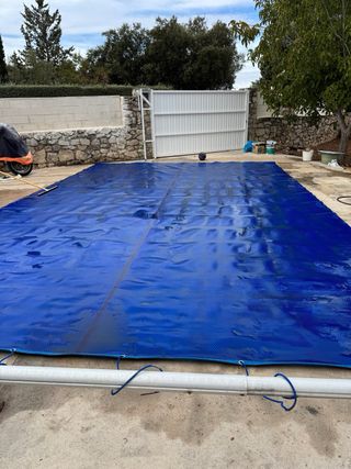 Manta Térmica Piscina Azul con enrrollador