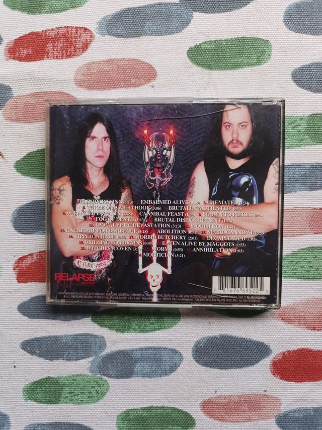 MORTICIAN HACKED UP FOR BARBECUE 