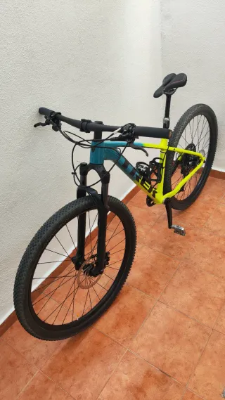 Trek Xcaliber 9 - 2021. Monoplato y ruedas de 29".