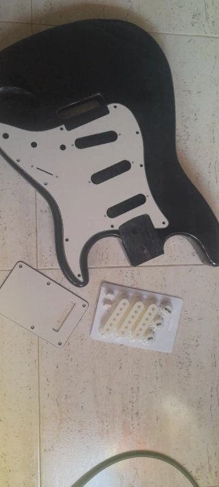 Cuerpo Stratocaster Negro