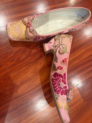 REBAJADO! Falda 42-44 y Zapatos Fallera 39-40