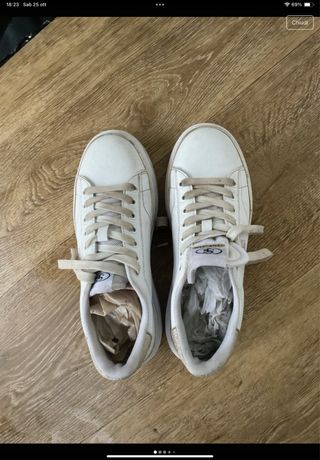 Scarpe da ginnastica bianche e oro