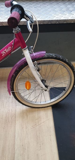 Bicicleta Infantil BTwin 20" Rosa Fucsia