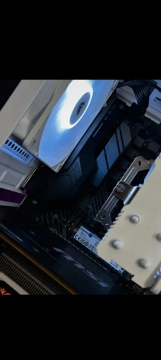 PC Gamer RTX 3060 Ti, 32 GB RAM, 14 CORES, 1TB NVM