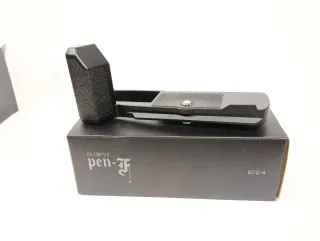 Cámara Olympus PEN-F + Accesorios