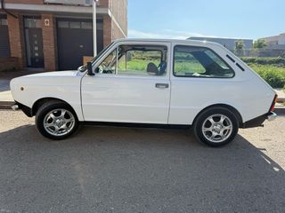 SEAT 133 1980