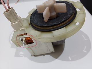 Bomba Desagüe Beko 2872609300 SPU188230E31N-01