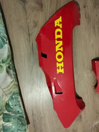 Carenado Honda CBR 600RR Rojo 120€ todo