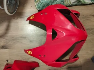 Carenado Honda CBR 600RR Rojo 120€ todo