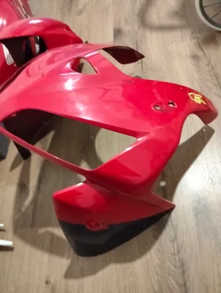 Carenado Honda CBR 600RR Rojo 120€ todo