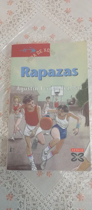 Rapazas (Fóra de xogo / Out of play) (Galician ...