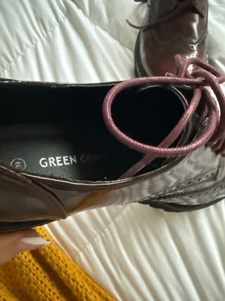 Zapatos Oxford granate Nuevos