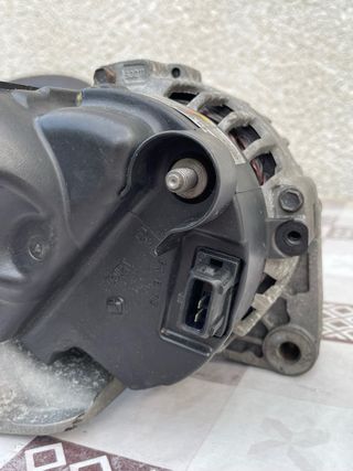 Alternador Bosch 0 986 040 390 BMW E46/E39/Z3