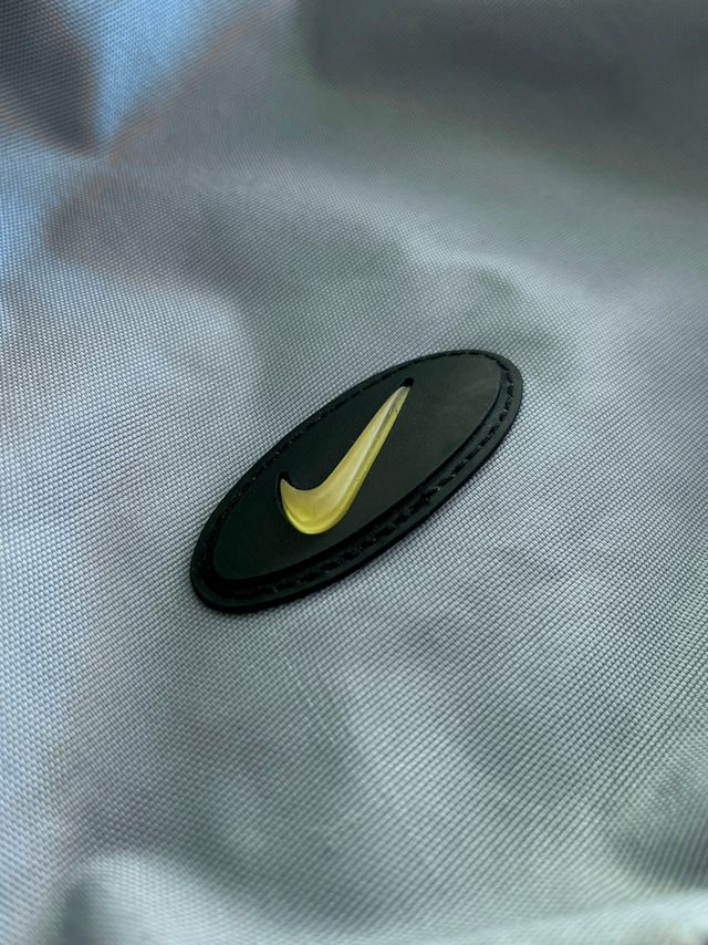 Mochila bandolera Nike 00s