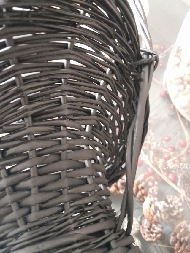 Cesta Mimbre Negra Asa Grande