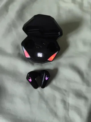 Cascos Inalámbricos y Altavoces