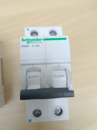 Lote diferencial automáticos Schneider