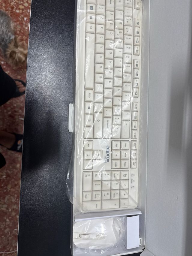Teclado y Ratón Inalámbrico aqprox MX335