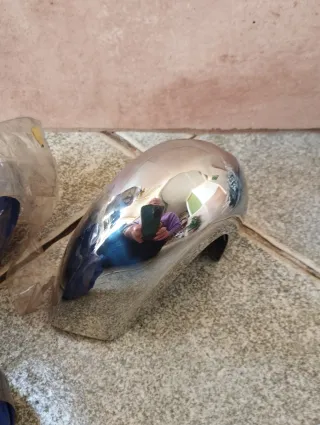 Fiat 1500 Cabriolet, topes paragolpes delantero.