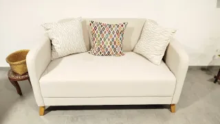 Sofá 2 plazas beige tela