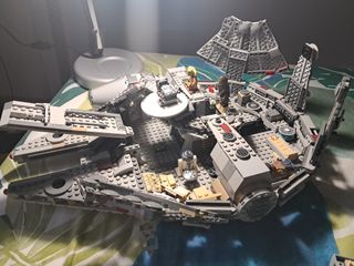 Maqueta Lego Halcón Milenario Star Wars