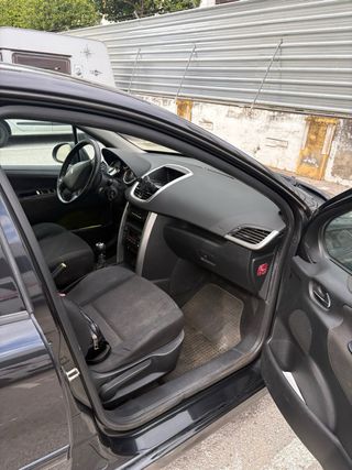 Peugeot 207 2008