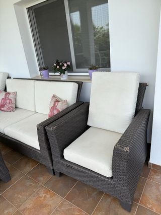 Conjunto Sofá Chill Out + Mesa + Mesita
