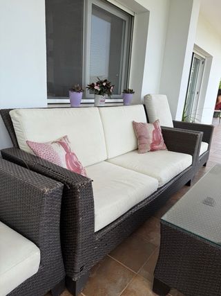 Conjunto Sofá Chill Out + Mesa + Mesita