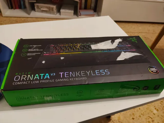 Teclado Razer Ornata V3 Tenkeyless RGB