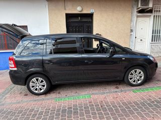 Opel Zafira 2012