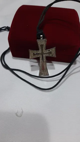 Collana con croce