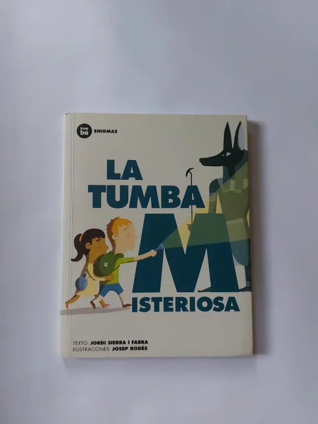 La tumba misteriosa (Primeros lectores: Enigmas...