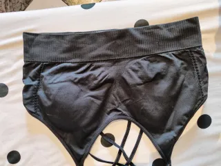 Sujetador deportivo negro tirantes cruzados