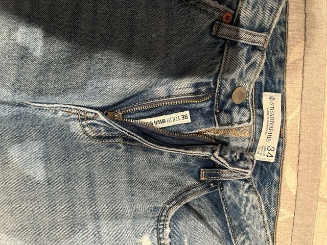 Jeans D92 azul claro Stradivarius 
