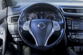 Nissan Qashqai   1.6dCi TEKNA 4x2 XTRONIC Alcantara