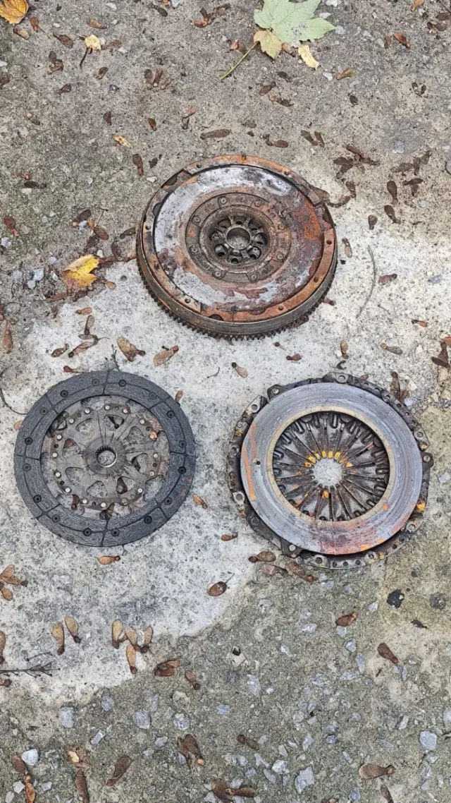 Volante bimasa, embrague y maza Ford C-Max