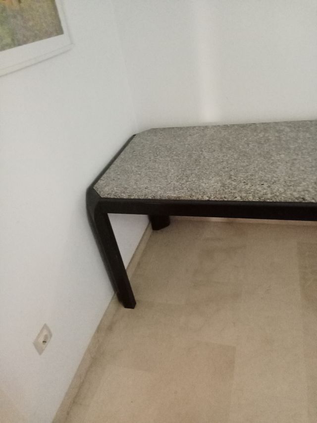 Mesa de centro de mármol gris y negro