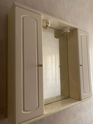 Mueble de baño madera y cristal
