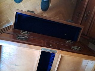 Mueble auxiliar de madera