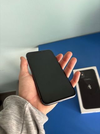 iPhone 11