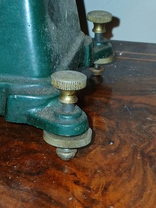 Balanza antigua de precisión Ed. Schmitt