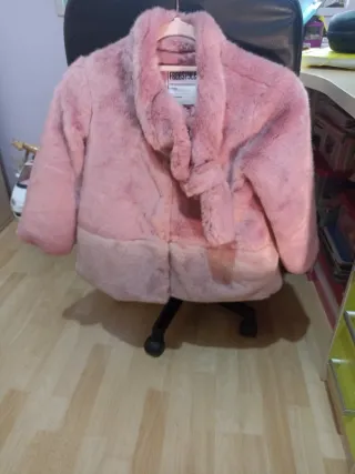 Cazadora peludita rosa