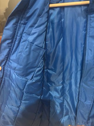 chaqueta para nieve o frío azul y blanco