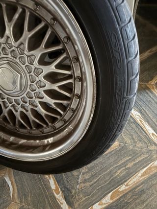 4 Llantas DARE en buen estado