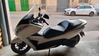 Honda Forza 300cc